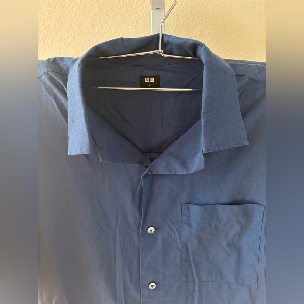 Uniqlo Open Collar Short Sleeve Shirt in Blue - Size M - Picture 3 of 4